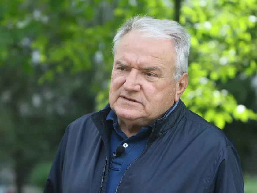 Srećko Đukić, eski büyükelçi: "Vučić ülkeyi global çatışmalara sürüklüyor"