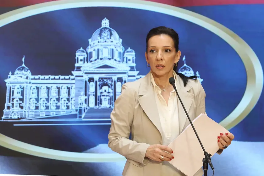 SNS fonksiyonerleri Peşçara ve diğer yerleri yangından korumadan milyarlarca DTD için sahte işler aracılığıyla harcadılar