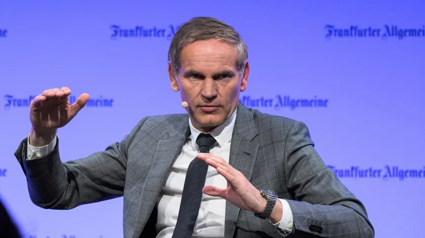 Volkswagen üretim kapasitesini azaltıyor, on binlerce çalışanı işten çıkaracak