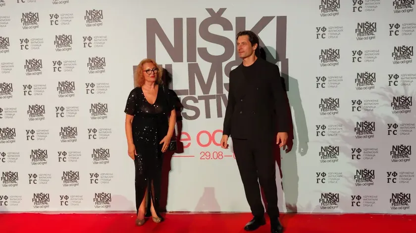 Niş Film Festivali Açıldı, Tanja Bošković'e "Pavle Vuisić" Ödülü Verildi