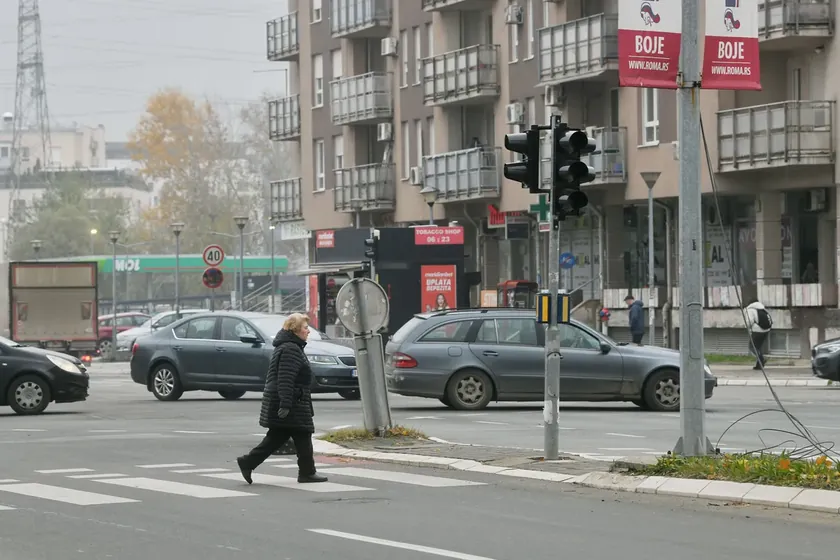 Sırbistan'da Novi Sad'daki bir kavşak yeniden inşa ediliyor.