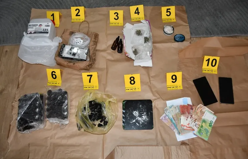 Policija Beogradu'nda 11,4 litre "tecavirme için uyuşturucu" ele geçirdi İki kişi ayrı eylemlerle tutuklandı