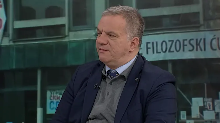 Sırbistan Eğitim Bakanı: Rektör Đokić yasalara göre siyaset yapamaz