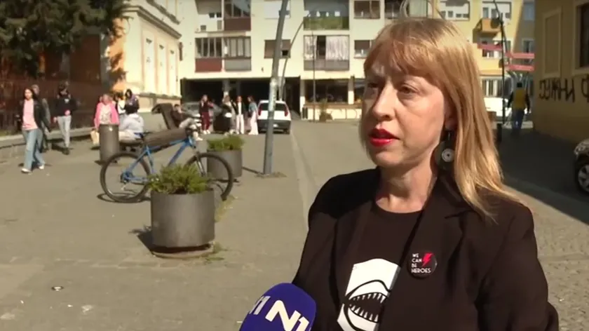 Sırbistan Pançevo'da Lise Öğretmenleri Okul Yönetim Kurulu Ataması İçin İş Bırakma Eylemi Yapacak