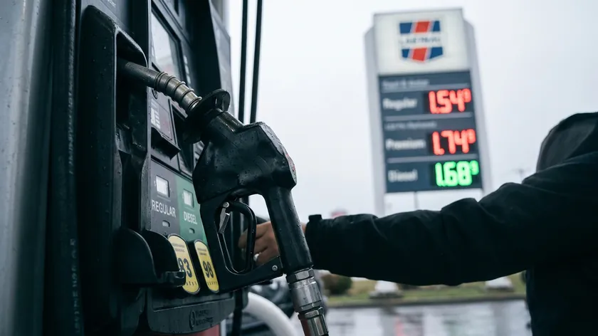 Sırbistan'da akaryakıt fiyatları değişmedi, ÖTV indirimi 8 Kasım'a uzatıldı