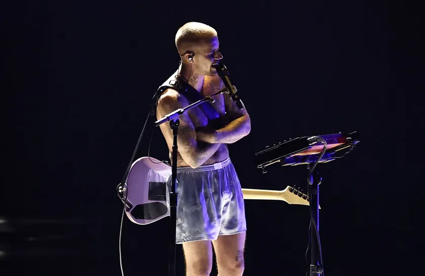 Justin Bieber'in Grammy Ödülleri'nde Yaptığı Performans ve İmaj Tartışmaları Sırbistan'da Gündem Oldu