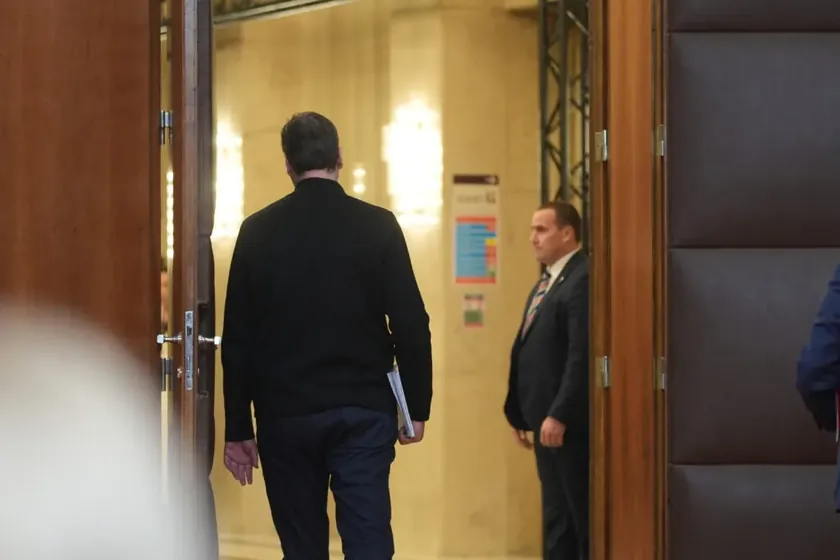 Sırbistan Cumhurbaşkanı Aleksandar Vučić'in istifa başvurusu 27 Eylül'de gündemdeyken, vatandaşlar ne zaman tekrar oy kullanacaklarını merak ediyor.