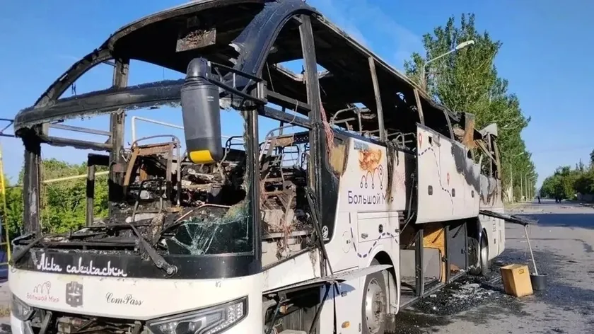 Ukrayna İnsansız Hava Aracı Moskova-Simferopol Hattındaki Otobüse Saldırdı: Yedi Ölü