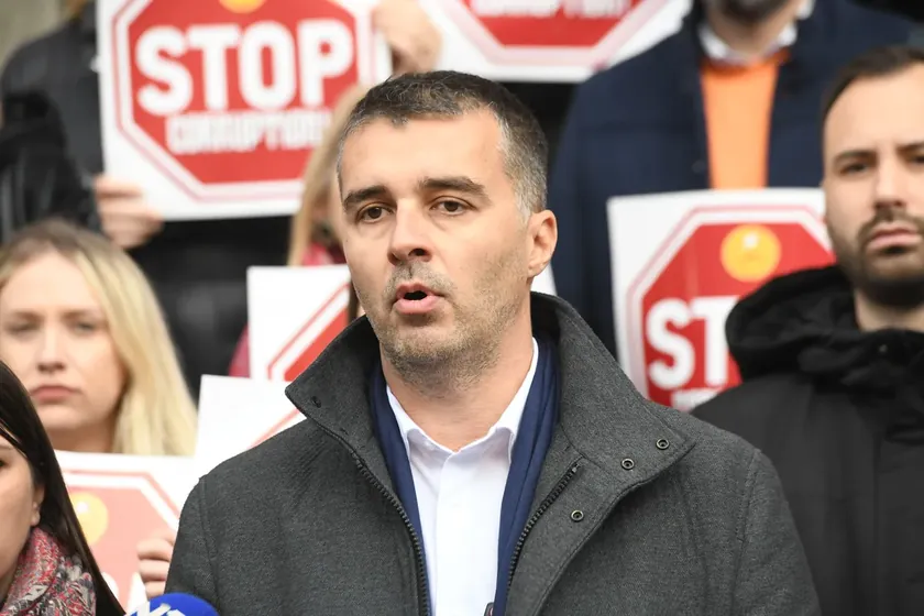 Sırbistan Belgrad Şehir Meclisi Bugün Önemli Gündem Maddelerini Masaya Yatıracak