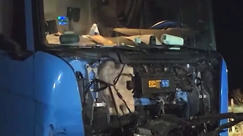 Novi Pazar-Raška Karayolunda Audi ve Kamyon Çarpışmasında Dramatik Anlar Yaşandı