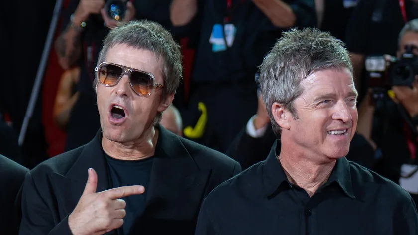 "Oasis Don't Look Back In Anger", belgesel filmiyle izleyicileri heyecanlandırıyor