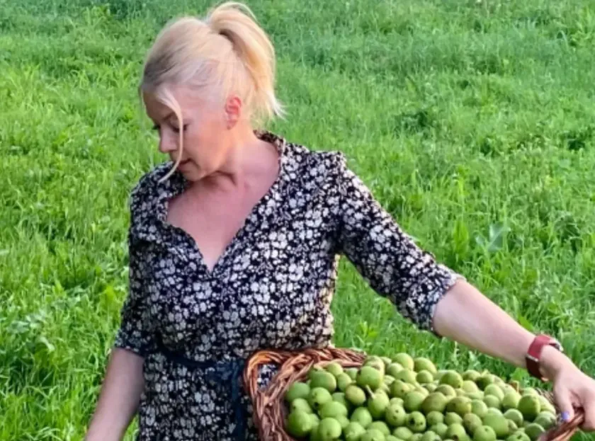Jovana Memedović'in eski eşi Mirjana, Apatin yakınlarındaki muhteşem bir mülkte yaşıyor.