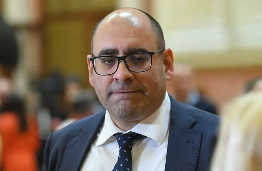 Sırbistanlı Milletvekili ve Avukat Đukanović Dört Yılda 650 Bin Avrodan Fazla Kazanç Sağladı