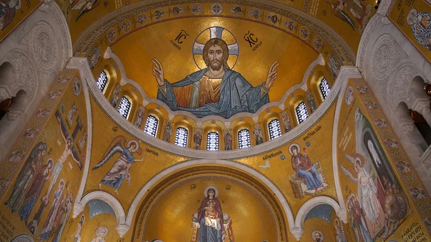 Bu Belgrade'deki bu videoyu milyonlar izliyor Britanyalı YouTuber Harry Jaggard Hakkında St. Sava Katedrali