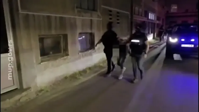 Sırp Polis, Interpol'ün Arayış Listesindeki Macar Vatandaşını Novi Sad'da Yakaladı.