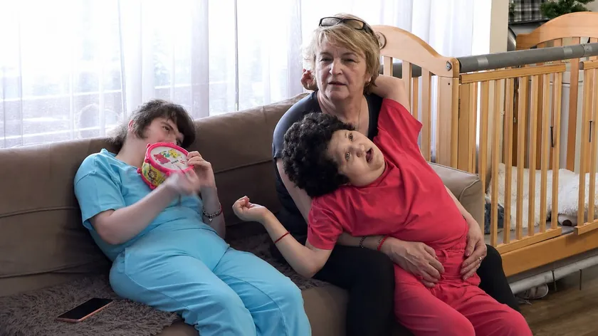 Goci su rekli ki çocuklarının 15 gün yaşayacağını, klinik ölüm geçirmiş ve daha sonra bir kız çocuğu daha doğurmuştur.