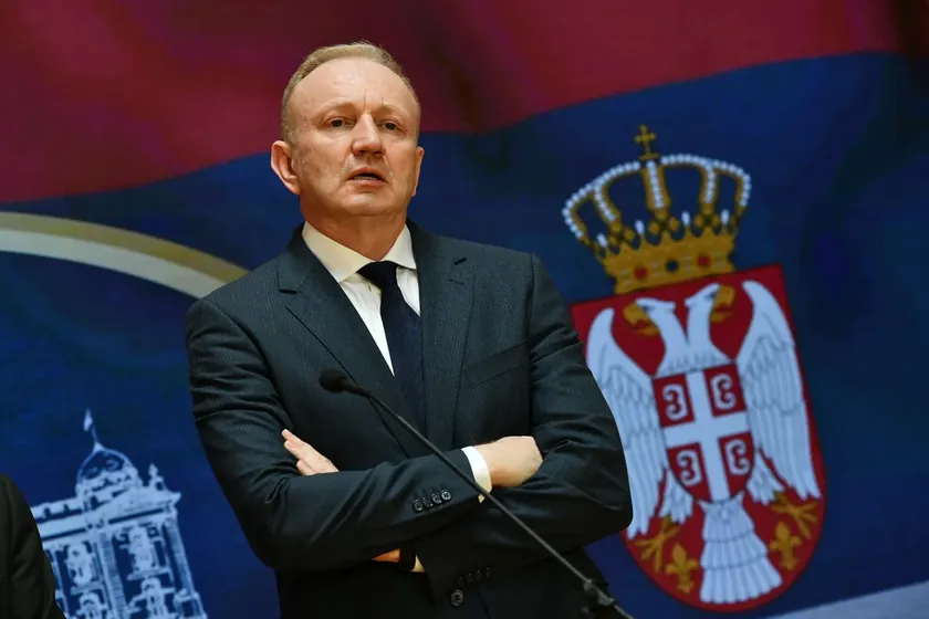 Sırbistan'da Đilas, AB sübvansiyonlarında usulsüzlük iddia etti, EXPO parasının çiftçiye verilmesini istedi.