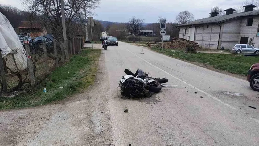 Sırbistan'ın Požega kentinde motosiklet kazası sürücü ağır yaralandı