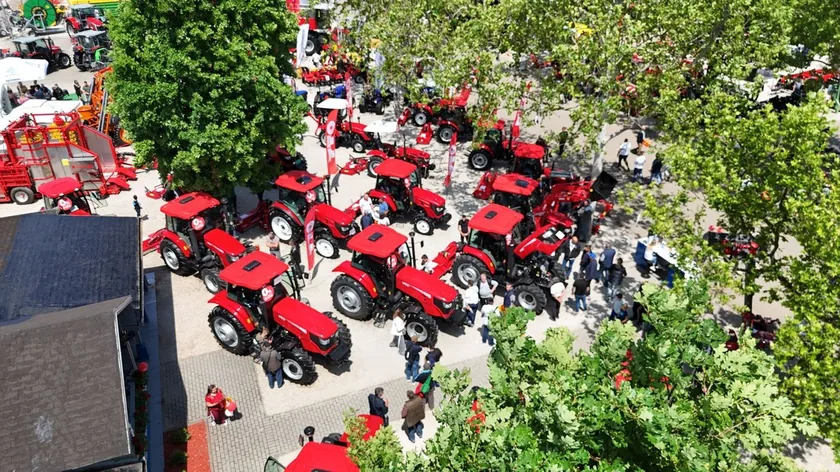 Sırbistan Agrovojvodina Tarım Fuarı'nda en çok talep gören modelleri ve özel indirimleri sergiliyor