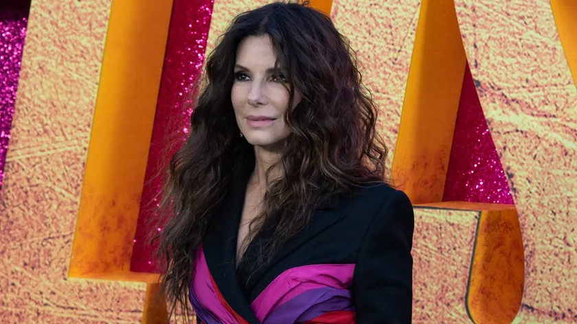 Sandra Bullock, yeni filminin gösterimini beklerken eski partnerinin ölümünü ilk kez konuştu.