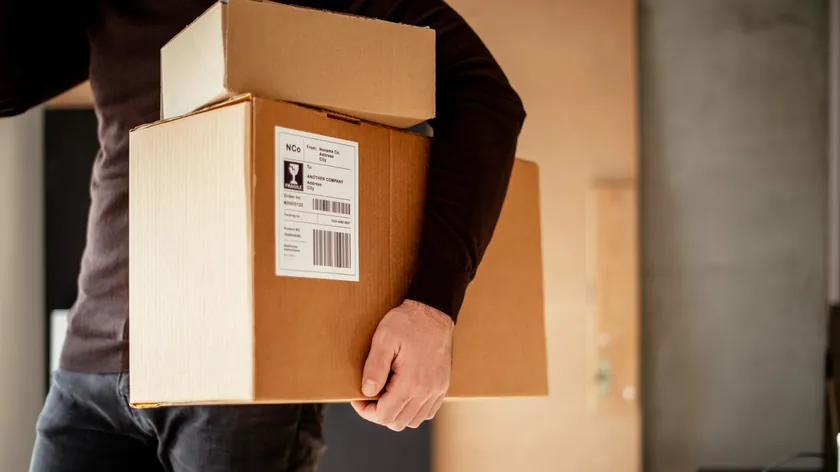 Romanya'da yaşayan Pakistanlı kurye haftalık kazancıyla Avrupa'da dikkat çekti