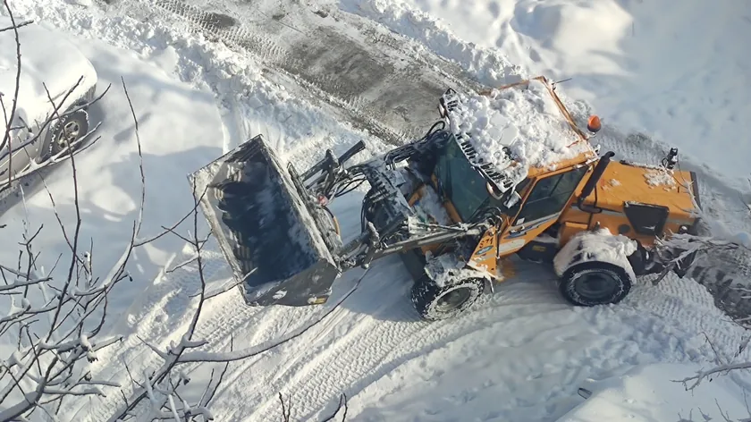 Sırbistan'da Karla Mücadele: 2.324 Yolcu ve 331 Kar Küreme Aracı Görevde