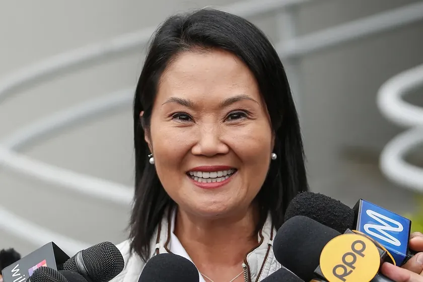 Peru'da tartışmalı seçimler sonrası eski başkanın kızı Keiko Fujimori önde