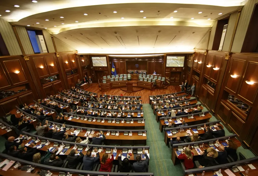 Kosova ve parlamentosu kurultayı yapılamadı.