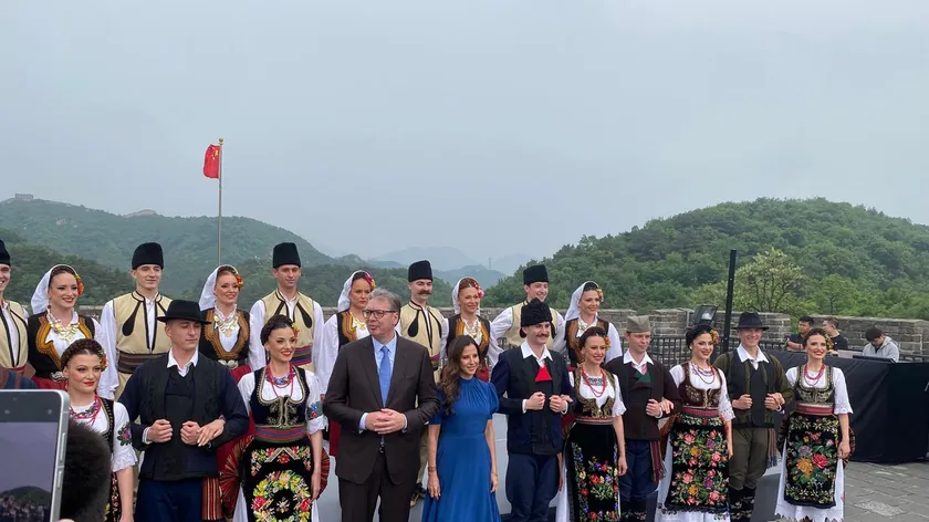 Sırbistan Cumhurbaşkanı Vučić Çin Seddi'nde Xi Jinping ile görüşme öncesi heyecanını belirtti