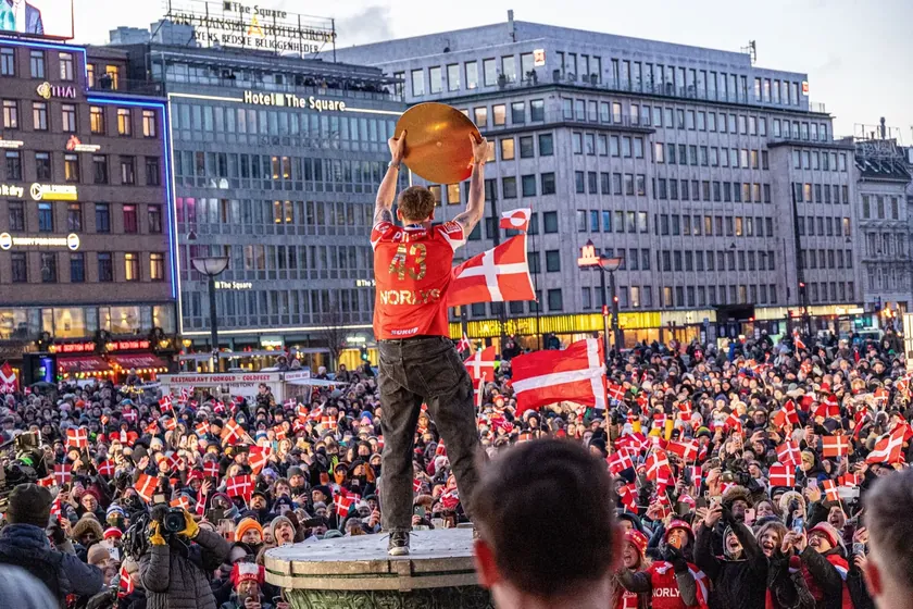 Danimarka hentbolda elde ettiği şampiyonluklarla dünyadaki hakimiyetini pekiştirdi.