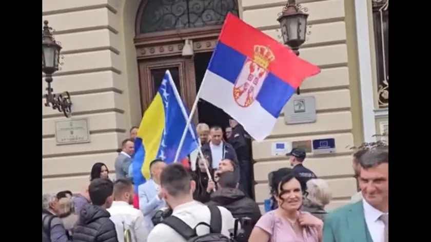 Sırbistan ve Bosna Hersek'i birleştiren düğün bölgede büyük beğeni topladı