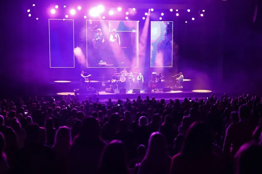 Crvena Jabuka, Novi Sad Konserinde Geronimo ile Yeni Düeti İlk Kez Seslendirecek