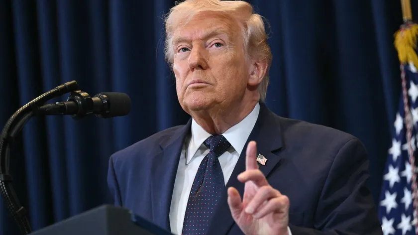 ABD Başkanı Trump petrol fiyatlarını düşürmek için stratejik rezervleri kullanılabileceğini açıkladı