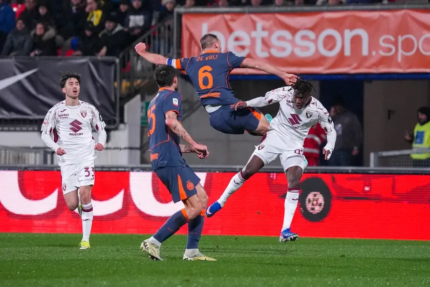 İtalya Kupası'nda Inter, Monza'da Fransız golleriyle yarı finale çıktı.