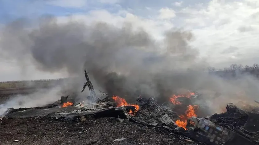Amerikalı bir general, Rusya'nın güçlü Su-35S savaş uçağını düşürdüğünü açıkladı.