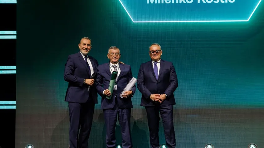 AutoČačak Kurucusu Milenko Kostiç'e Škoda Yaşam Boyu Başarı Ödülü Takdim Edildi