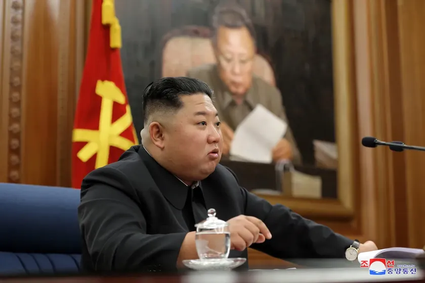 Kuzey Kore Kim Jong-un'u yeniden lider seçti, yeni askeri hedeflerini duyuracak.