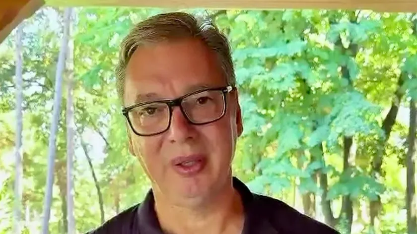 Vučić, SNS'nin Novi Sad'taki toplantısını iptal etti Benim için insanların hayatları en önemlidir