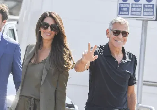 Amal ve George Clooney Venecya'da