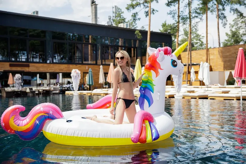 Sırbistan basınındaki astroloji analizine göre Akrep ve Balık burçları gelecek ay servet kazanacak