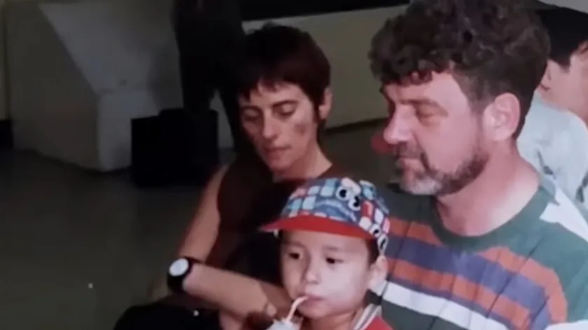 Sırp kökenli Gouming Martensa, 30 yıl sonra biyolojik ailesini buldu.
