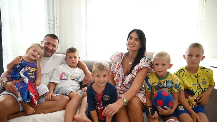 Jovana ve Vladanın altı çocukları olacağı haberi