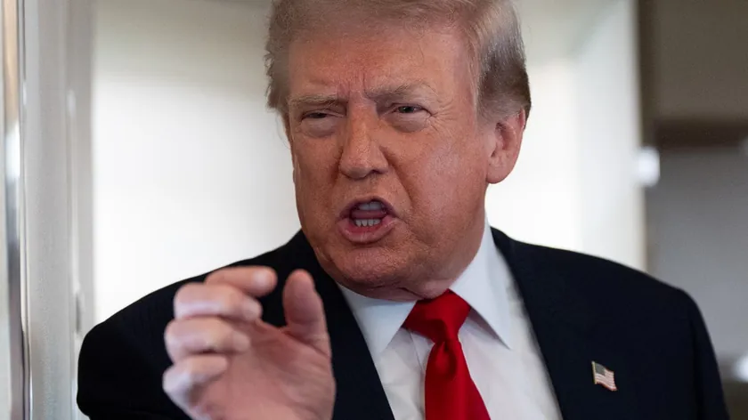 ABD Başkanı Donald Trump, İspanya'daki göçmen krizi nedeniyle açıklama yaptı.