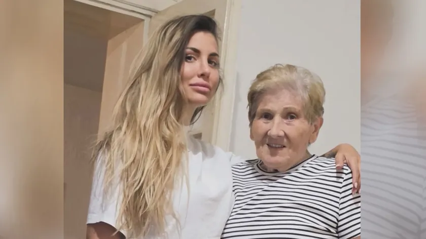 Jelena Radanović, Sloba Radanović'in annesini şaşırttı Torun da var, sebe için harika bir neden