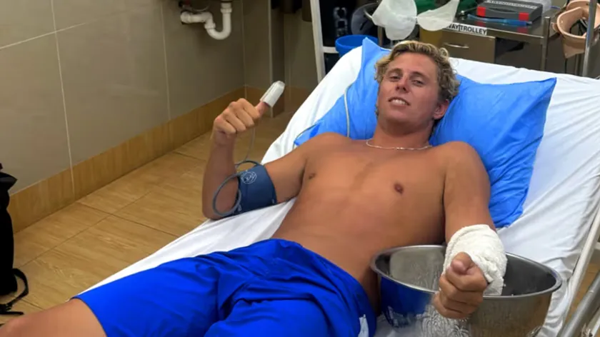 Fiji'de Avustralyalı turisti dünyanın en zehirli denizanası soktu, hayatı kurtarıldı