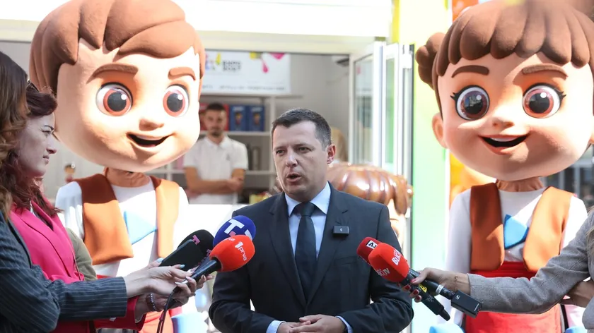 Sırbistan'da ilk pop-up marka Expo mağazası açıldı.