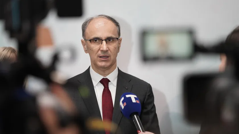 Sırbistan Başbakanı Macut: Stratejik Konularda Konsensüs Eksikliği Diyalog Kültürünü Gerektiriyor