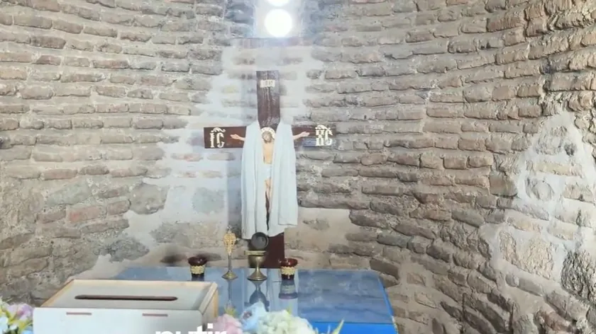 Sırbistan'da tarihi bir kilise vandallara hedef oldu.