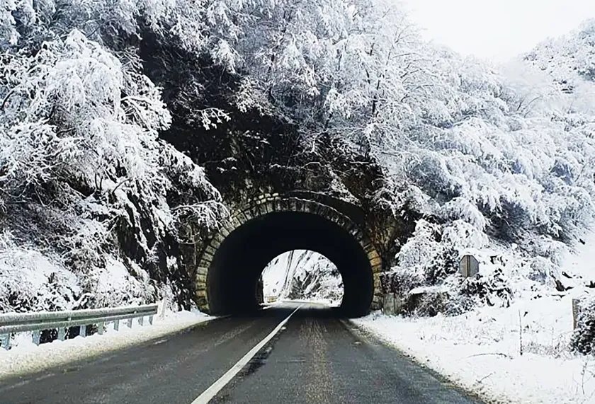 Sırbistan'da Yağmur Kara Dönüşecek, Sürücüler Yoğun Kar Yağışına Karşı Uyarıldı