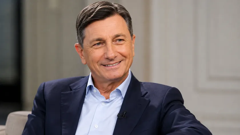 Eski Slovenya Başbakanı ve Cumhurbaşkanı Borut Pahor, yeni kariyerinde moda dünyasına adım attı.